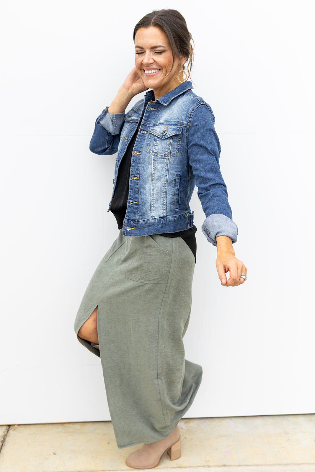Olive You Suede midi Skirt